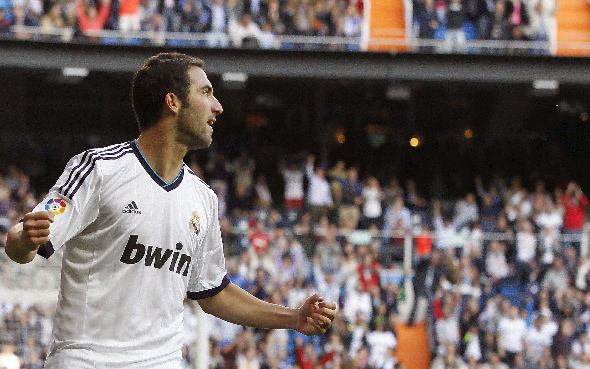 电竞世界杯震撼开赛 全球顶尖战队争夺荣耀巅峰