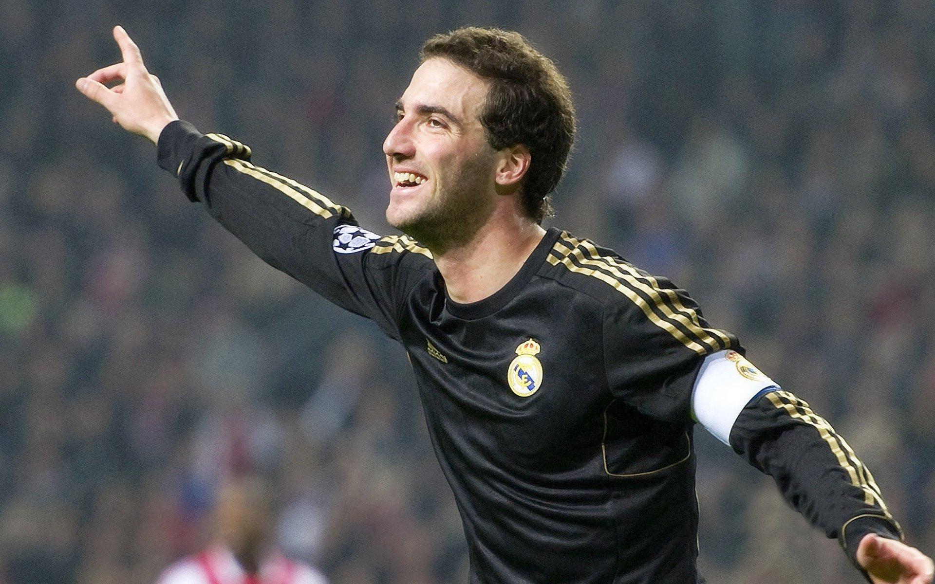 杏彩体育入口：欧冠巅峰对决，皇马绝杀拜仁挺进决赛，安切洛蒂再