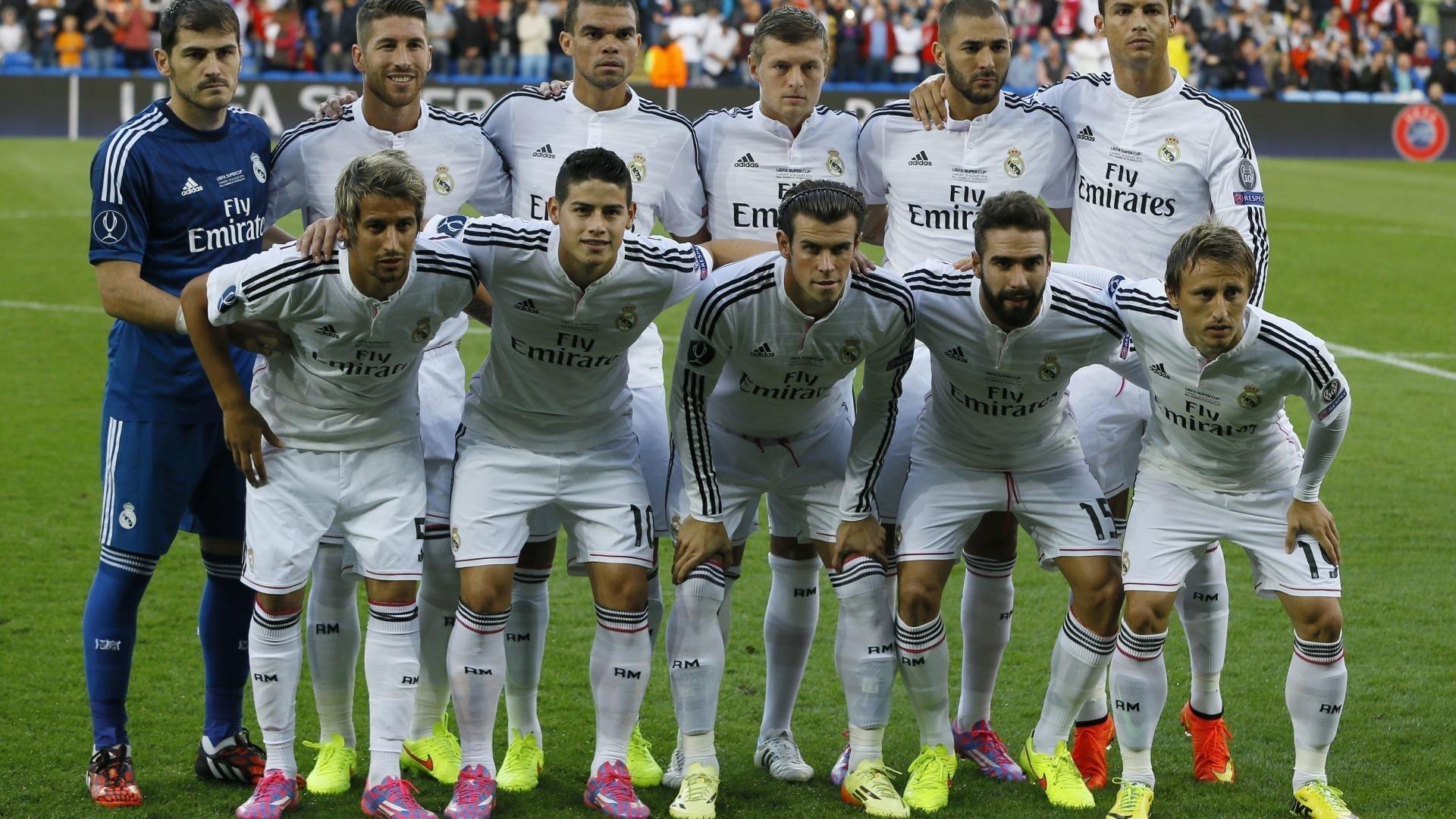 英超争冠白热化,曼城绝杀登顶,阿森纳紧追不舍