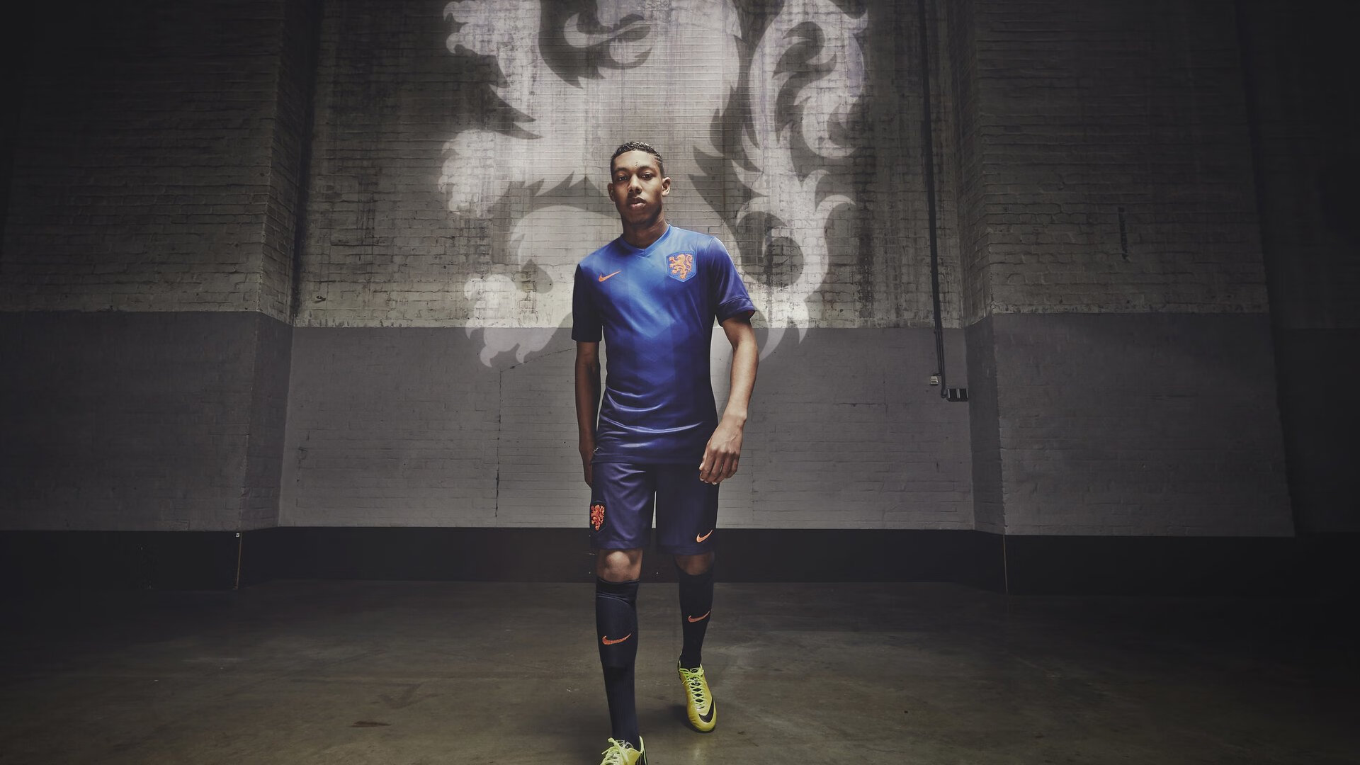 从低谷到巅峰，伤病康复背后的体育精神与科技力量【杏彩体育下载